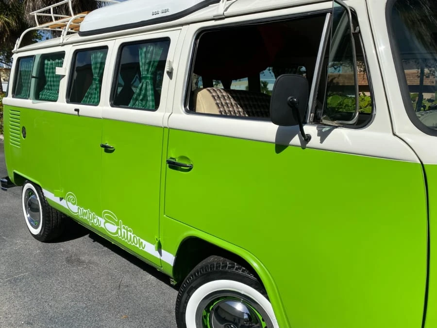 1992 Volkswagen Bay-Window Bus - Image 24 of 30