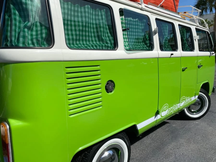 1992 Volkswagen Bay-Window Bus - Image 26 of 30
