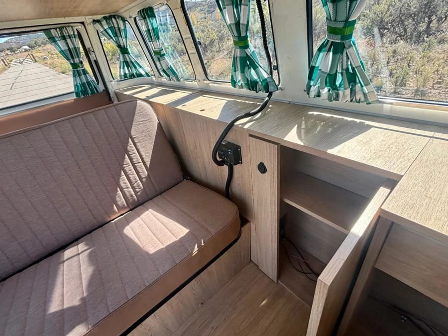 1992 Volkswagen Bay-Window Camper - Image 24 of 28