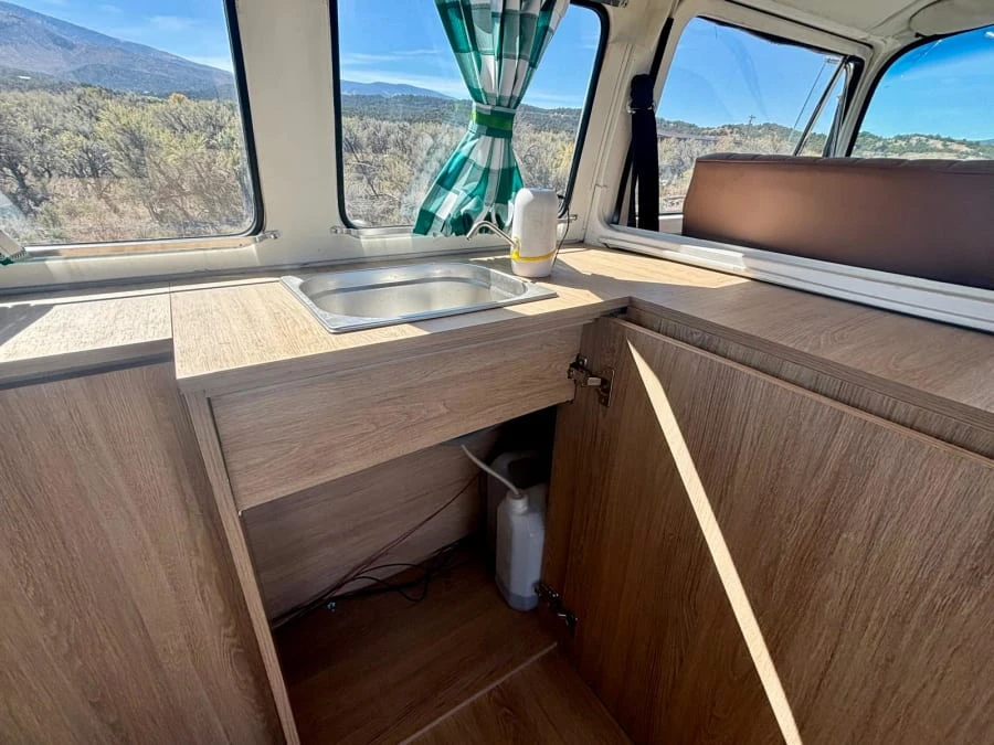 1992 Volkswagen Bay-Window Camper - Image 22 of 28