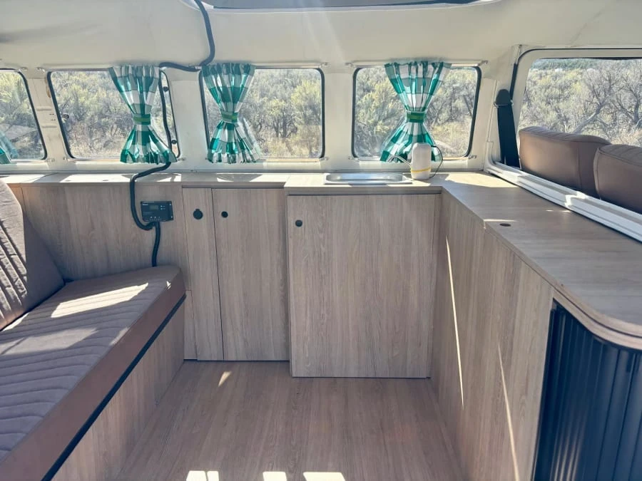 1992 Volkswagen Bay-Window Camper - Image 18 of 28