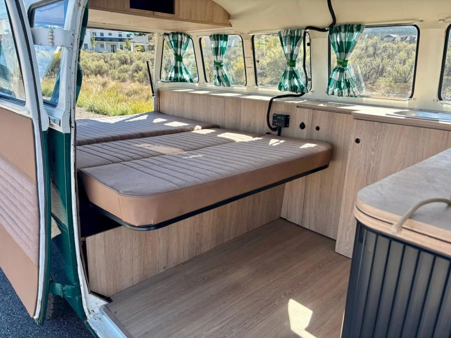 1992 Volkswagen Bay-Window Camper - Image 23 of 28
