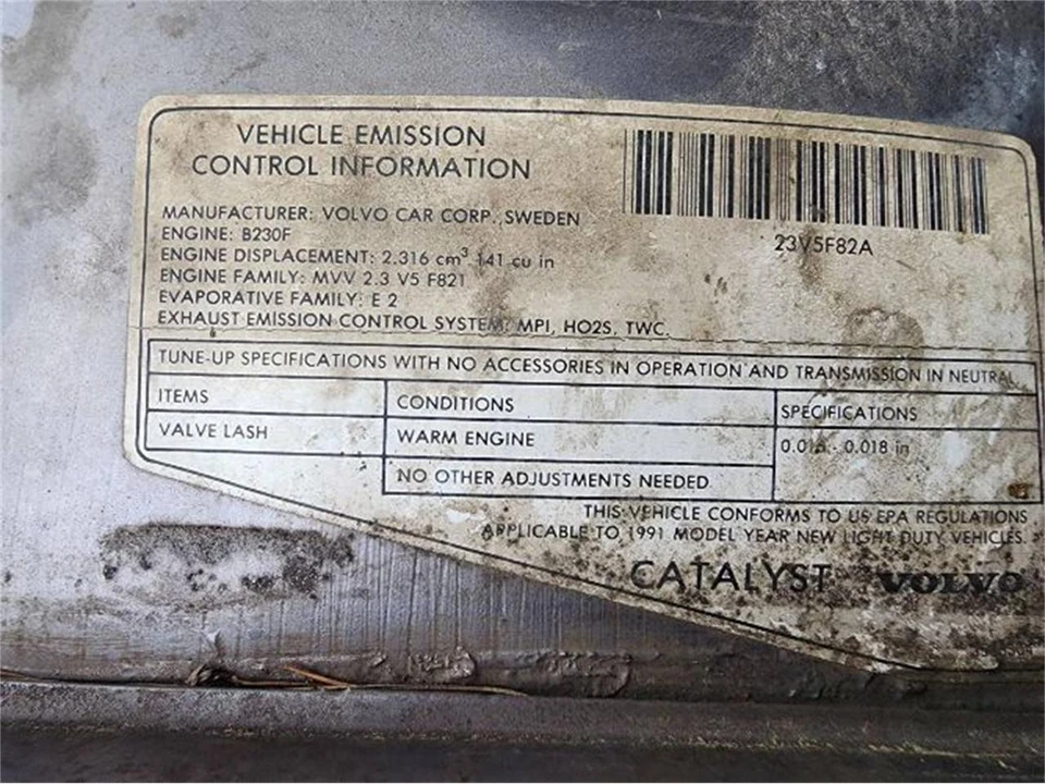 1992 Volvo 244 - Image 9 of 25