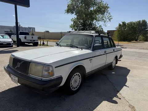 1992 Volvo 240 Base