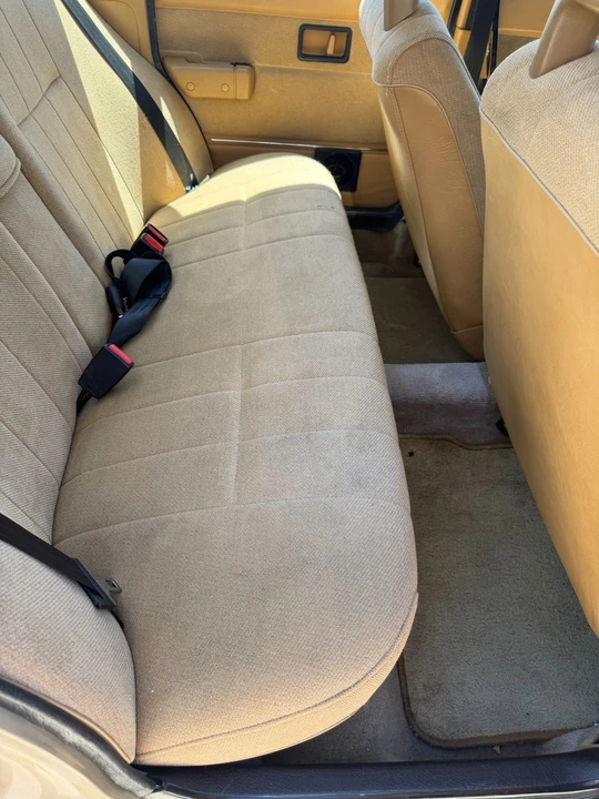 1992 Volvo 244 - Image 23 of 30