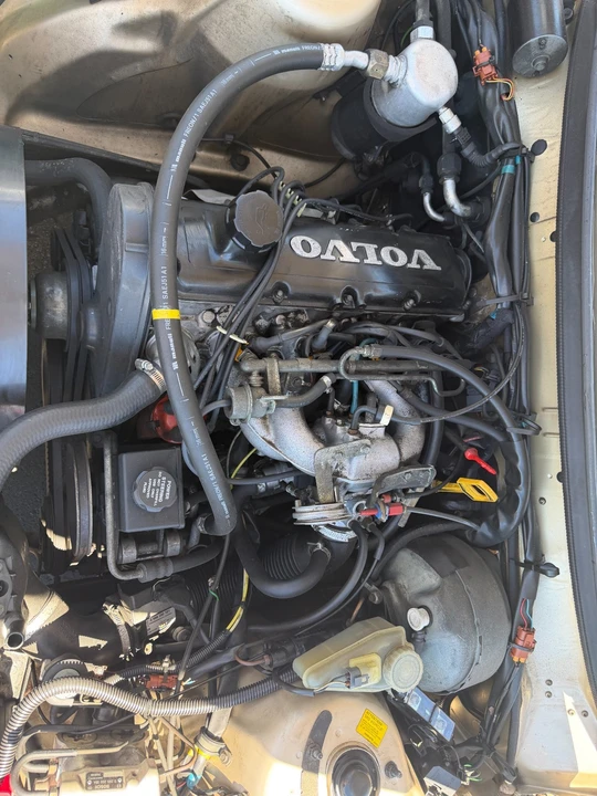 1992 Volvo 244 - Image 2 of 30