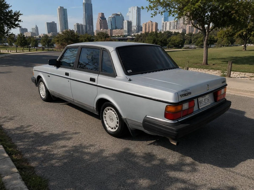 1992 Volvo 200 Series - Image 2 of 16