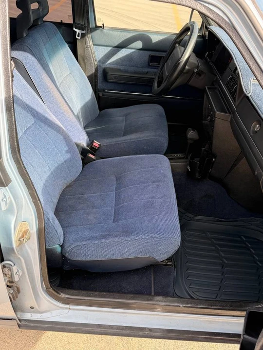 1992 Volvo 200 Series - Image 10 of 16