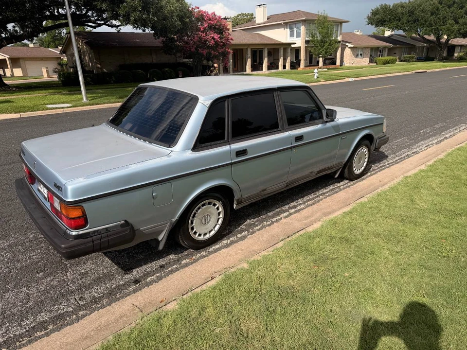 1992 Volvo 200 Series - Image 6 of 16
