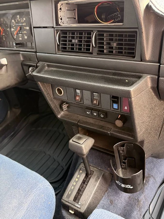 1992 Volvo 200 Series - Image 14 of 16