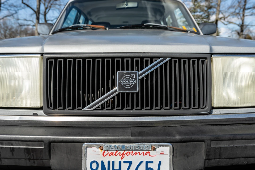 1992 Volvo 245 - Image 13 of 31