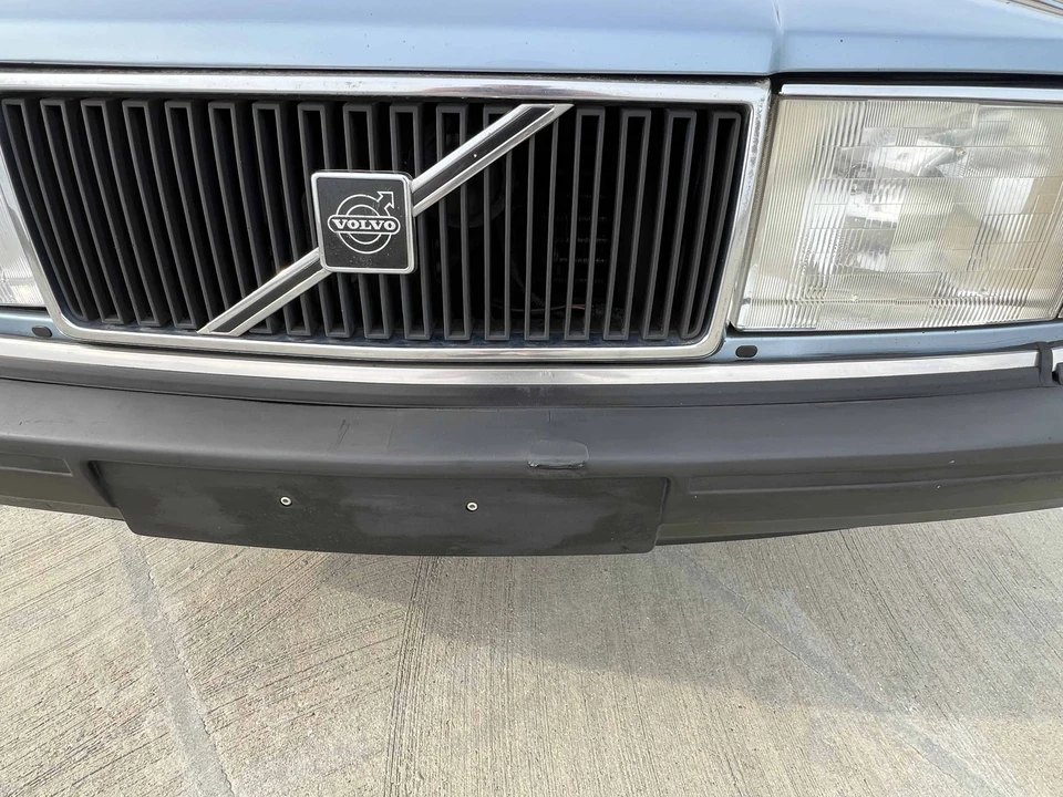 1992 Volvo 244 - Image 12 of 31