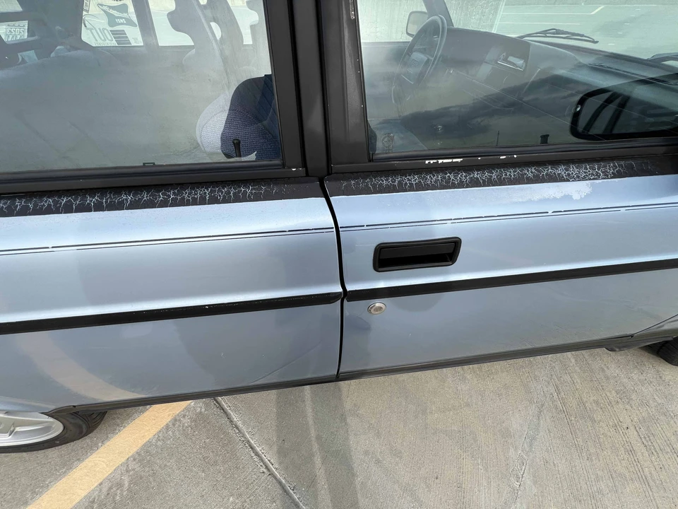 1992 Volvo 244 - Image 23 of 31