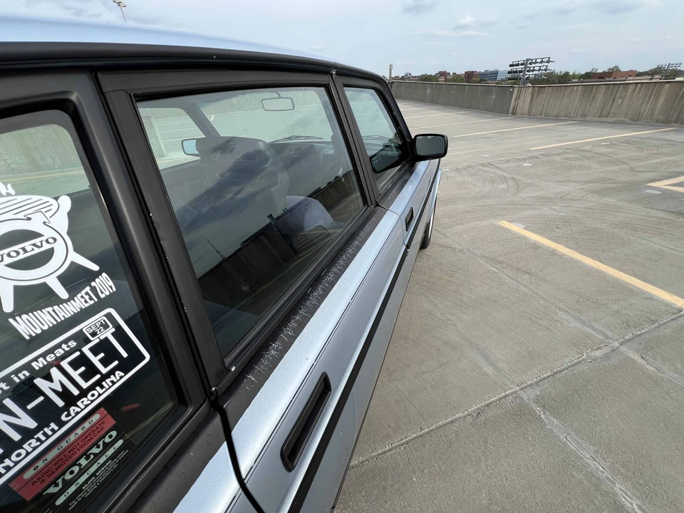 1992 Volvo 244 - Image 24 of 31