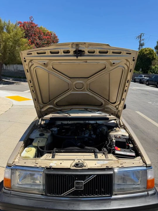 1992 Volvo 244 - Image 2 of 24