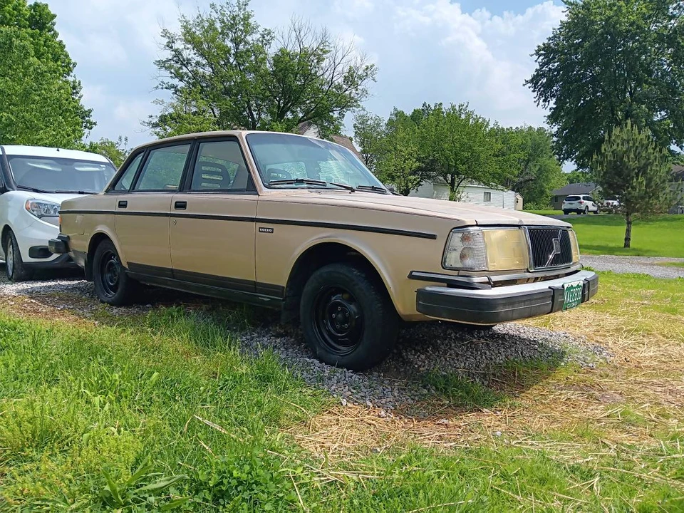 1992 Volvo 200 Series - Image 7 of 7