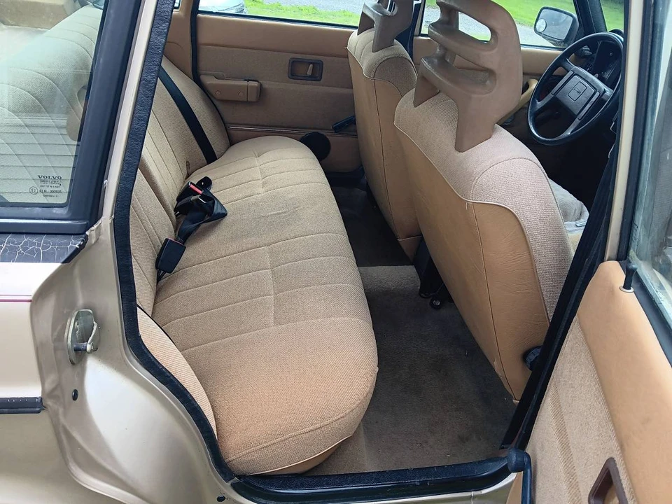 1992 Volvo 200 Series - Image 2 of 7