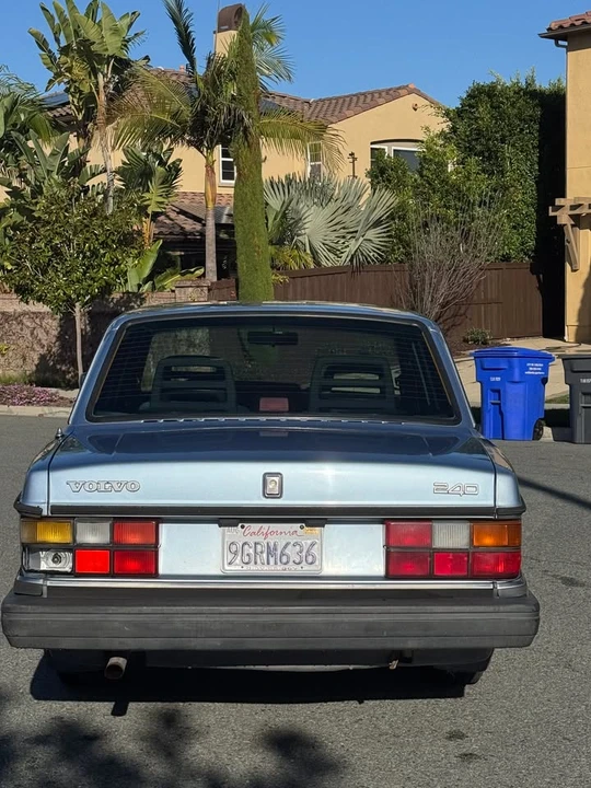 1992 Volvo 244 - Image 3 of 9
