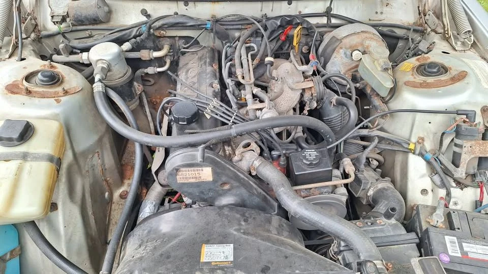 1992 Volvo 244 - Image 6 of 6