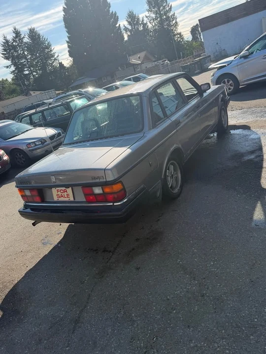 1992 Volvo 244 - Image 4 of 16