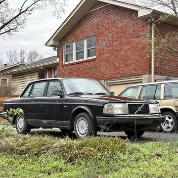 1992 Volvo 240 Sedan 4D