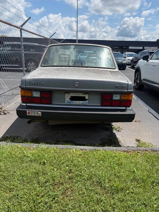 1992 Volvo 244 - Image 4 of 6