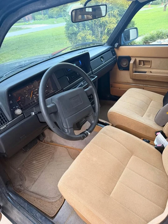 1992 Volvo 244 - Image 5 of 9