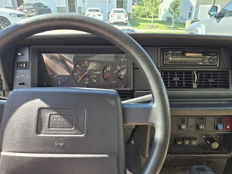 1992 Volvo 244 - Image 4 of 6