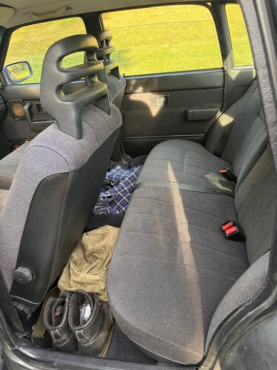 1992 Volvo 244 - Image 14 of 15