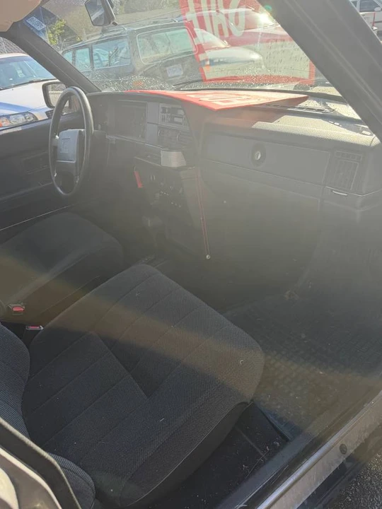 1992 Volvo 244 - Image 8 of 16