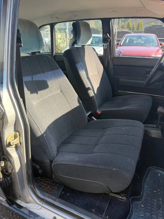 1992 Volvo 244 - Image 7 of 16