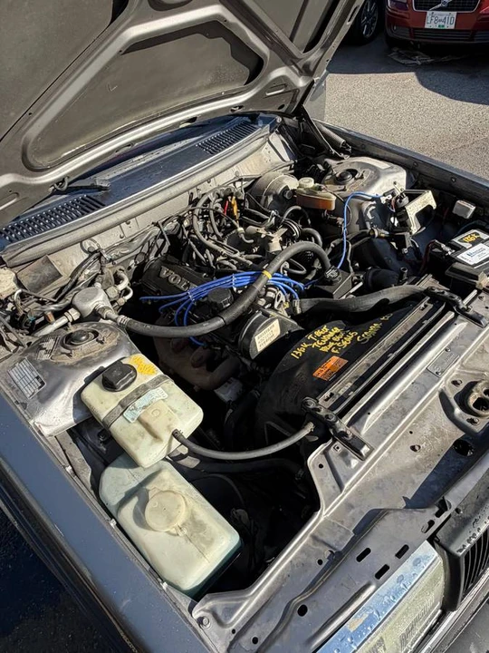 1992 Volvo 244 - Image 13 of 16