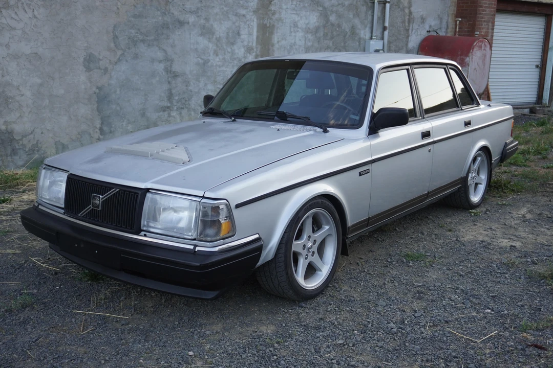 1992 Volvo 244 - Image 12 of 31