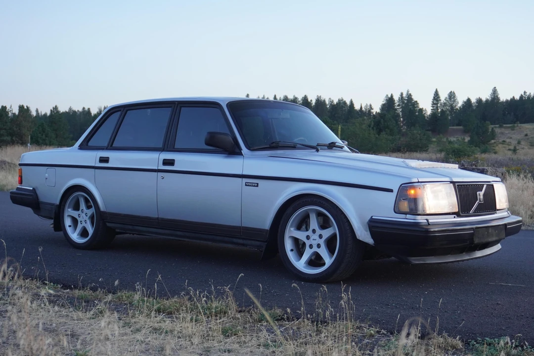 1992 Volvo 244 - Image 3 of 31