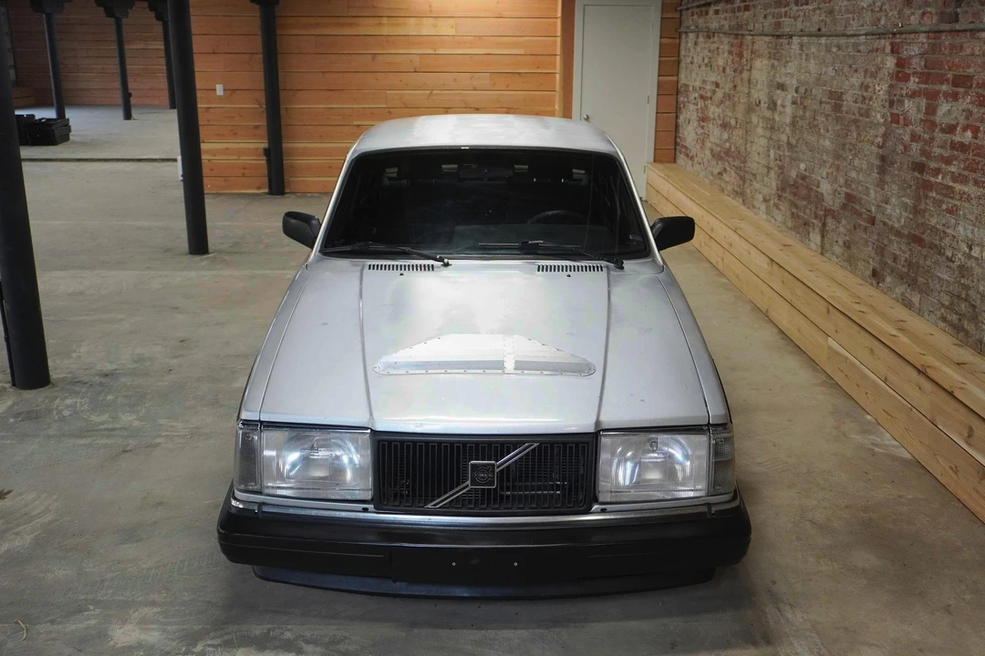 1992 Volvo 244 - Image 6 of 31