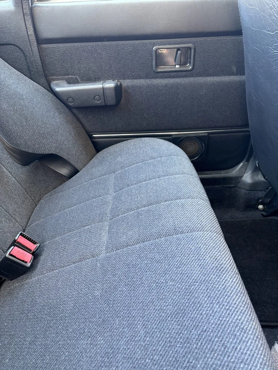 1992 Volvo 244 - Image 23 of 31
