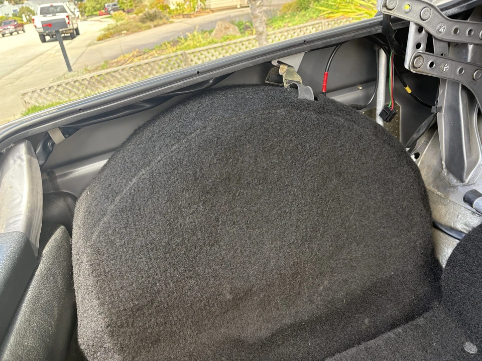 1992 Volvo 244 - Image 29 of 31