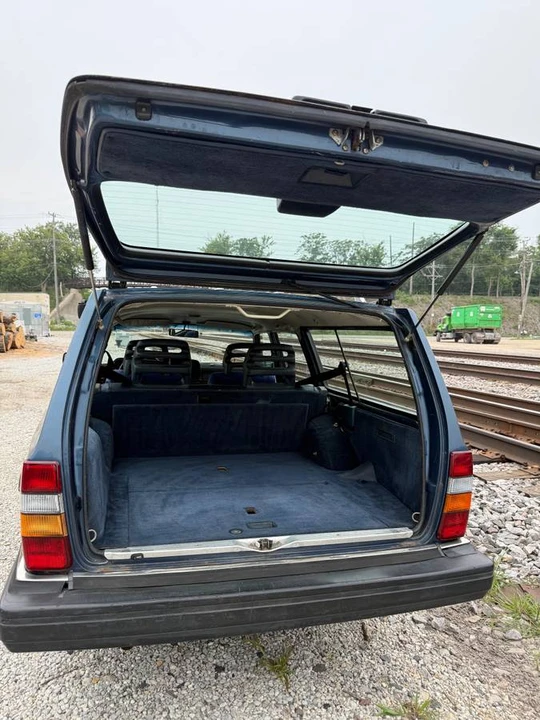 1992 Volvo 245 - Image 23 of 24