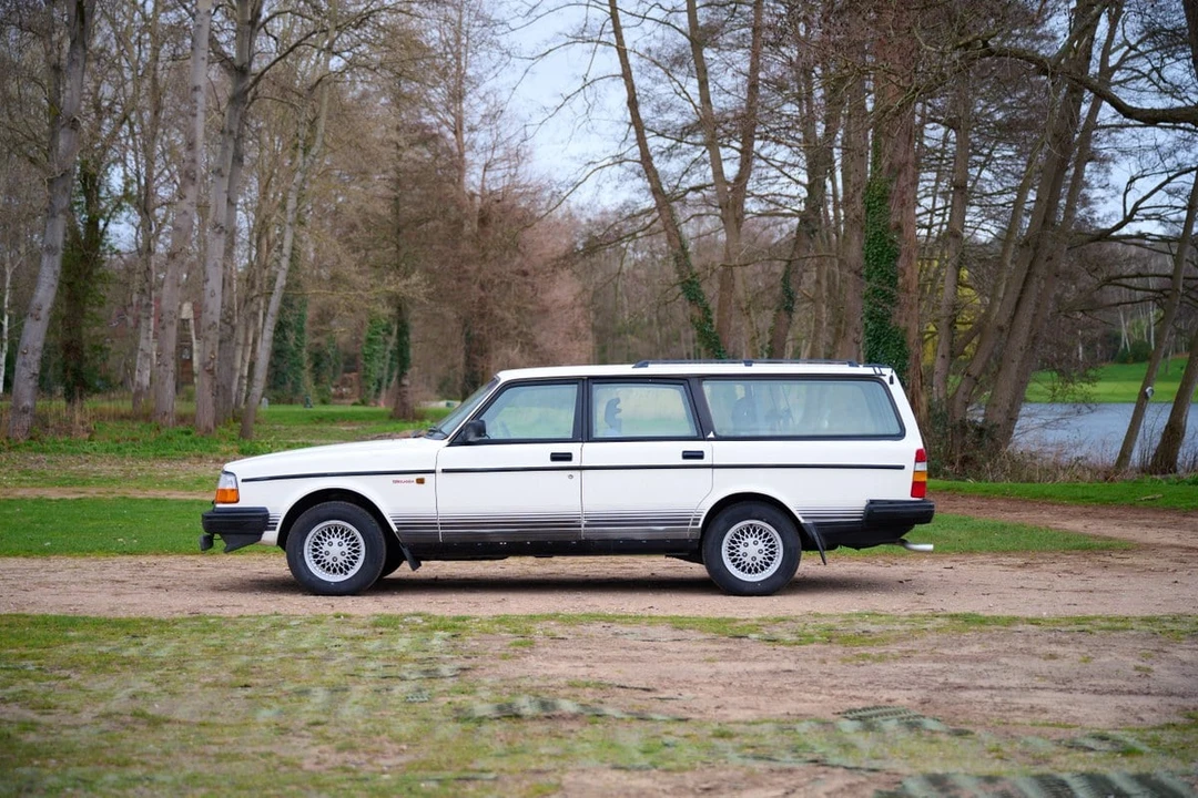 1992 Volvo 244 - Image 4 of 30