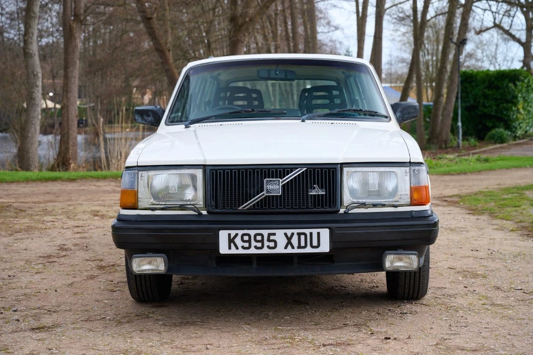 1992 Volvo 244 - Image 6 of 30