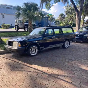 1992 Volvo 240 Wagon 4D