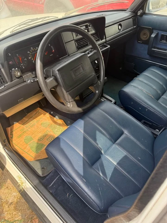 1992 Volvo 245 - Image 3 of 8