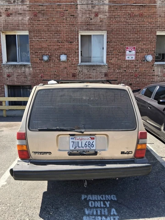 1992 Volvo 245 - Image 2 of 6