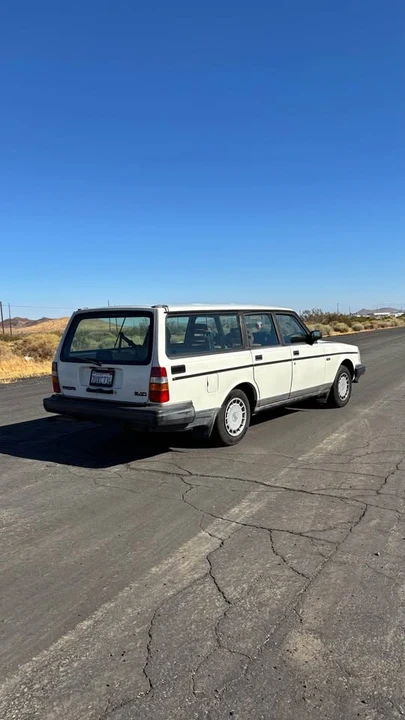 1992 Volvo 245 - Image 2 of 15