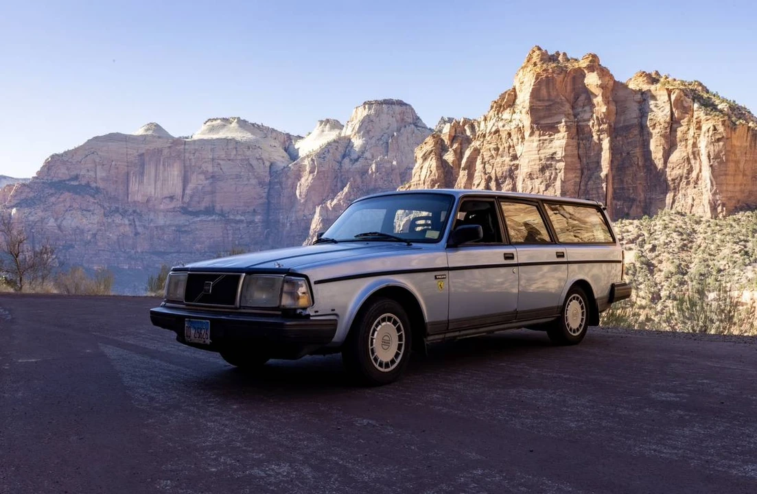 1992 Volvo 245 - Image 2 of 6