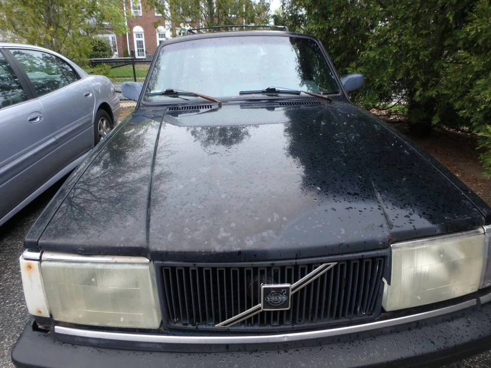 1992 Volvo 245 - Image 7 of 11