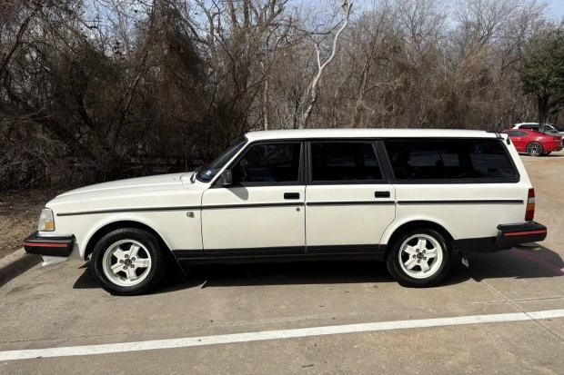 1992 Volvo 245 - Image 3 of 7