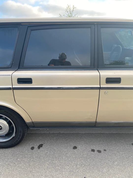 1992 Volvo 245 - Image 22 of 31