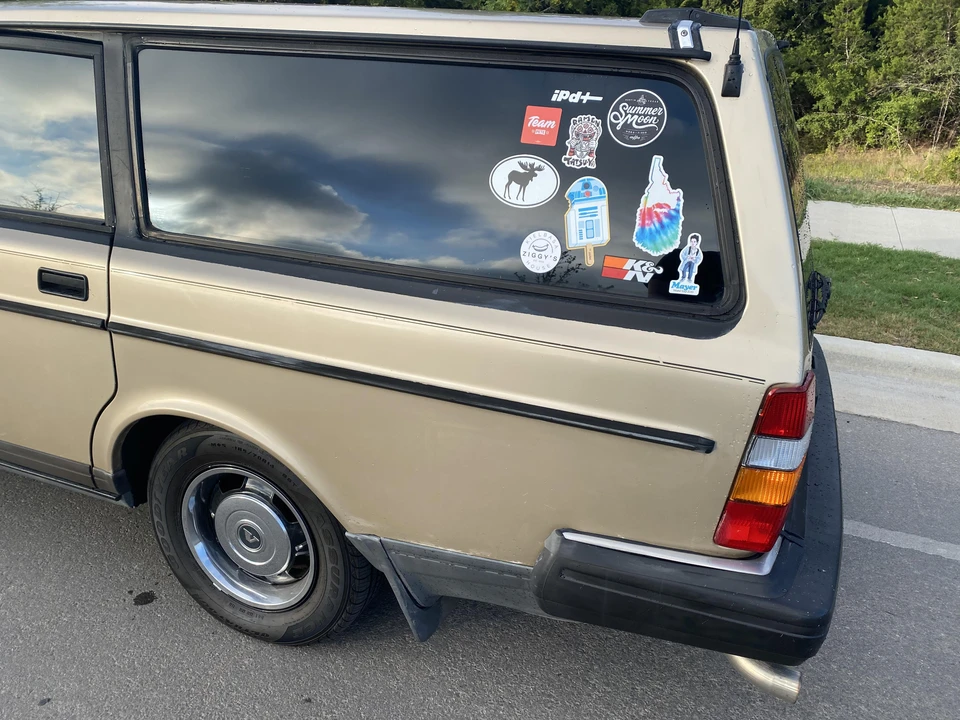 1992 Volvo 245 - Image 25 of 31