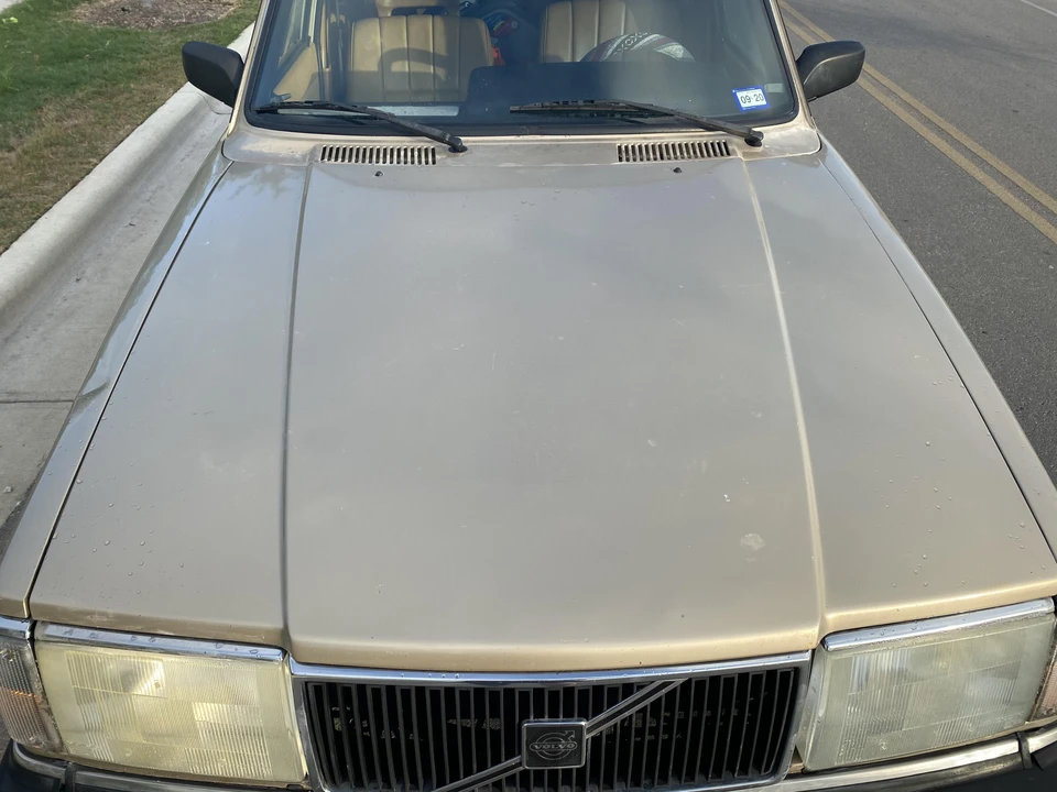 1992 Volvo 245 - Image 19 of 31